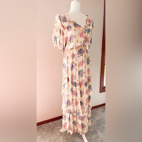 New Spell Floral Boho Maxi dress SZ XS Cream Cottage - Picture 9 of 16